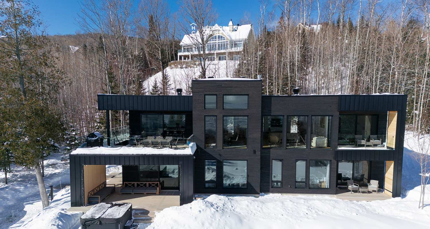 ALT-49 - Villa contemporaine offrant les splendeurs du St-Laurent!